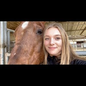 Meet your Posher, Mallory